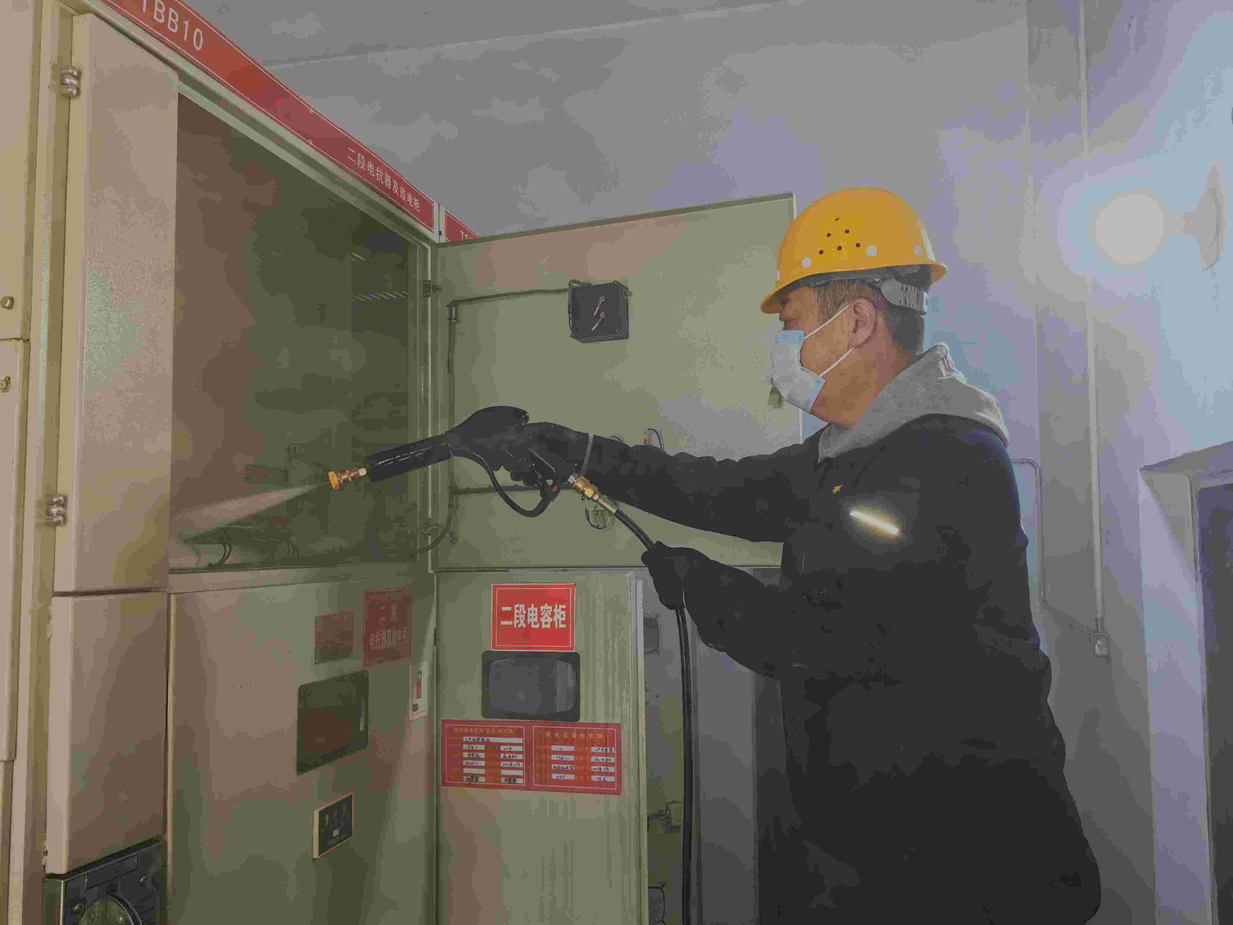 配电柜带电清洗
